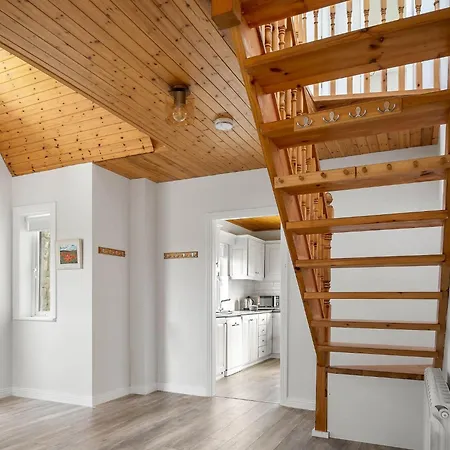 House Mannin, Ballyconneely