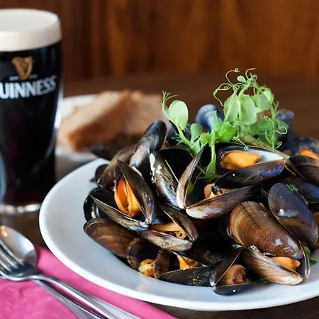 בית נופש House Mannin,