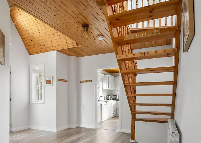 House Mannin, Ballyconneely