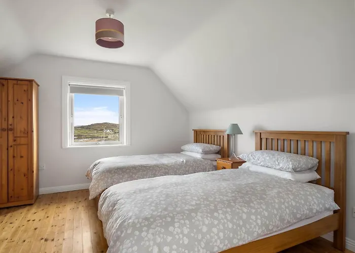 House Mannin, Ballyconneely